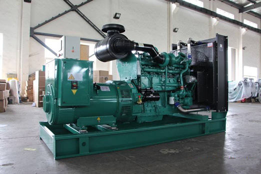 安远320kw康明斯柴油发电车出租组图片 安远320kw康明斯柴油发电车出租组图片